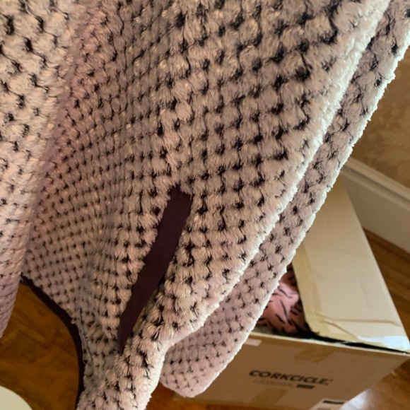 Simply Southern Sherpa pullover. Worn 2x‎ - Picture 4 of 7